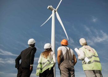 Rüzgar yatırımında hedef her yıl 5 bin megawat