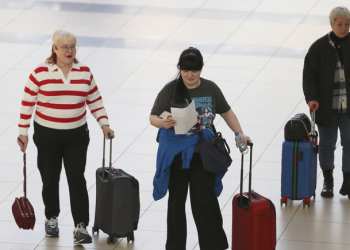 16 milyon kişi seyahata çıktı  harcamalar zirve yaptı