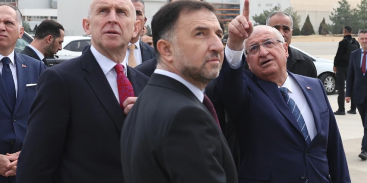 Hava ve karada gücümüzü daha da artıracağız