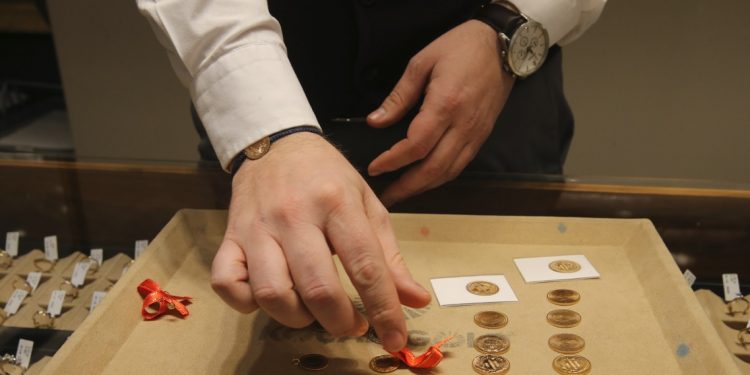 Vatandaş altına kilitlendi 2025’te beklentiler oluştu