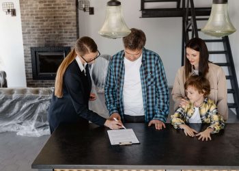 Emlakçılar ev satarken doğrulama isteyecek