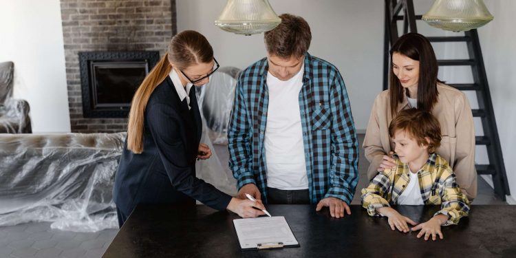 Emlakçılar ev satarken doğrulama isteyecek