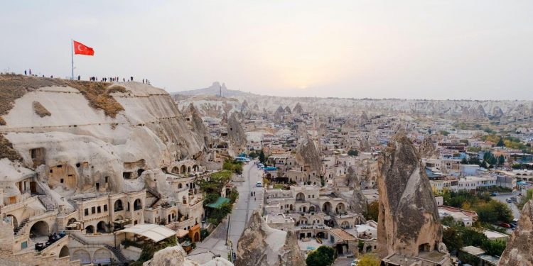 Kapadokya’da yer altı şehirlerini 1 milyon 322 bin 598 turist gezdi