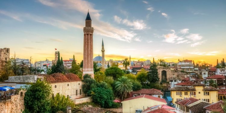 Türkiye tercih edildikçe hedefler de kısalıyor