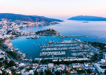 Muğla geçen yıl 3,7 milyon yabancı turisti ağırladı