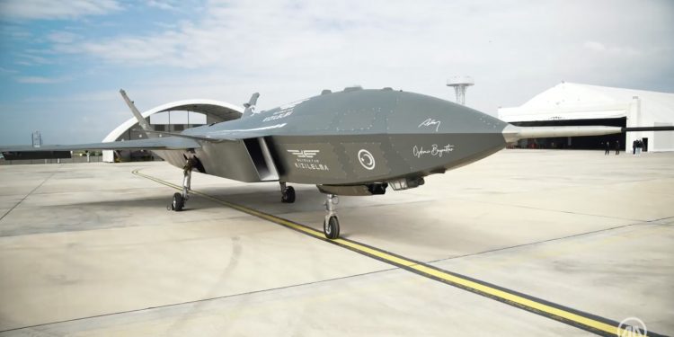 Bayraktar KIZILELMA havada rüştünü ispatladı