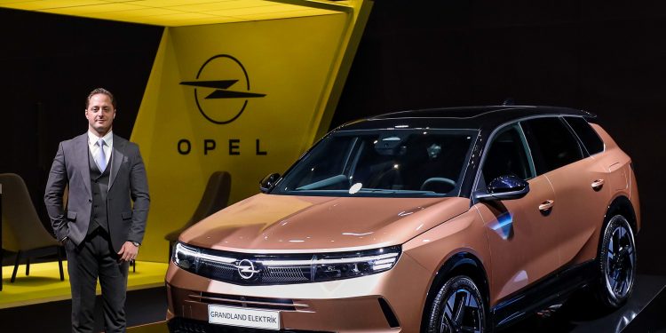 Yeni Opel Grandland Türkiye’ye Alman teknolojisini taşıyor