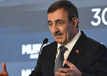 Rezervlerimiz güçleniyor paramız değer kazanıyor