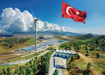 Yatırım ve stratejik adımlarla Türkiye enerjisini yükseltiyor