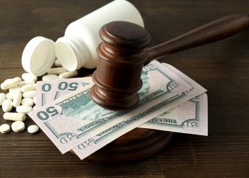 MÜSİAD sağlık sektöründe “bağımlılığı” masaya yatırdı