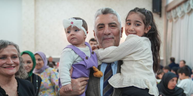 Bölgesinde parlayan istikrarlı ülkeyiz