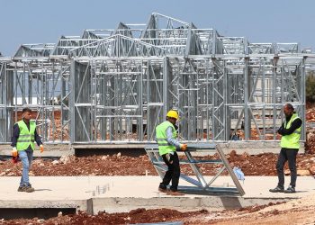 Depremde sınıfı geçen çelik yapılara talep artıyor