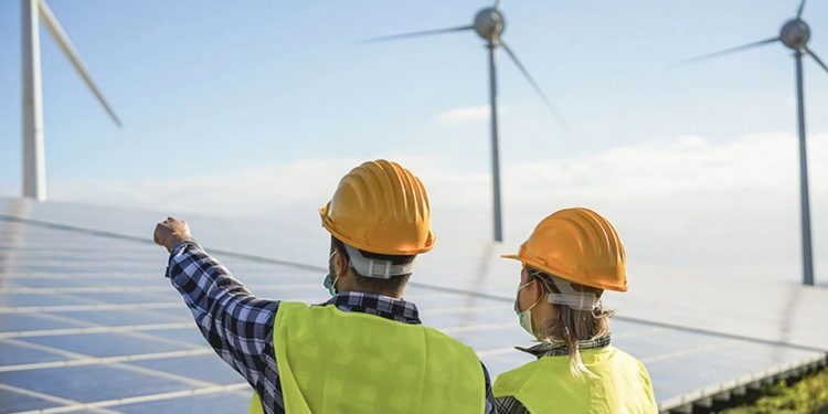 Rüzgar ve güneş üretimde kömürü geride bıraktı