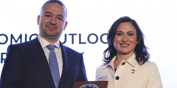 Enflasyonda eğilim iyileşme yönünde