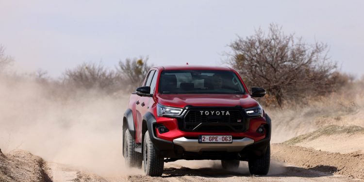 Toyota Hilux’un sportif ve güçlü versiyonu GR SPORT Türkiye’de
