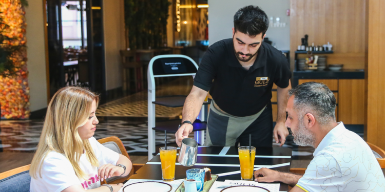 Garson ve sıvacı aranıyor yazılım ve mühendislik öne çıkıyor