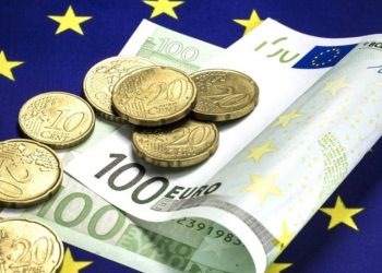 AB, İngiltere ile mali arayışlar içerisinde