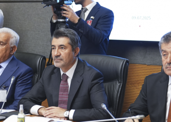 Aktif büyüklükle birlikte kredilerde de büyüdük