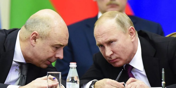 Rusya askeri ve sosyal harcamaları dengeleyecek