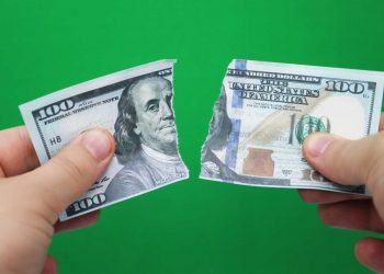 Ekonomisindeki belirsizlik tedirginliği de artırdı