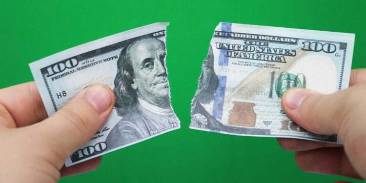 Ekonomisindeki belirsizlik tedirginliği de artırdı