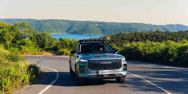 Açık hava ve arazi havasını yaz boyunca sürdürecek