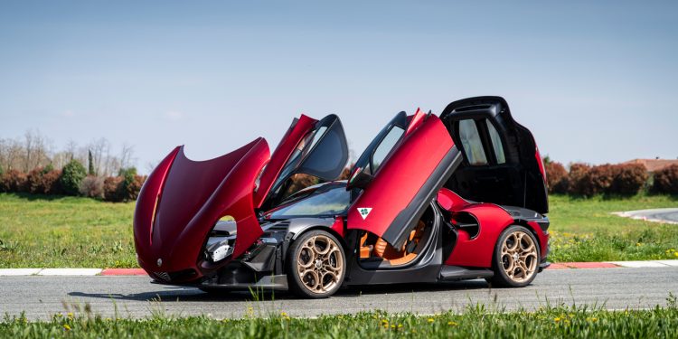 Alfa Romeo 33 Stradale Kuzey Amerika’da sahne aldı