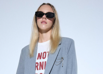 DeFacto “kampüse dönüş” koleksiyonunu beğeniye sundu