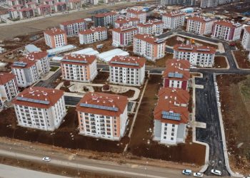 Üç büyük depremin etkilediği Elazığ’a 34 bin 625 konut