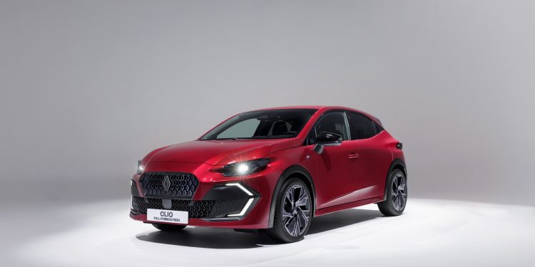 Yeni Renault Clio, 6. nesliyle yeniden sahneye çıkacak