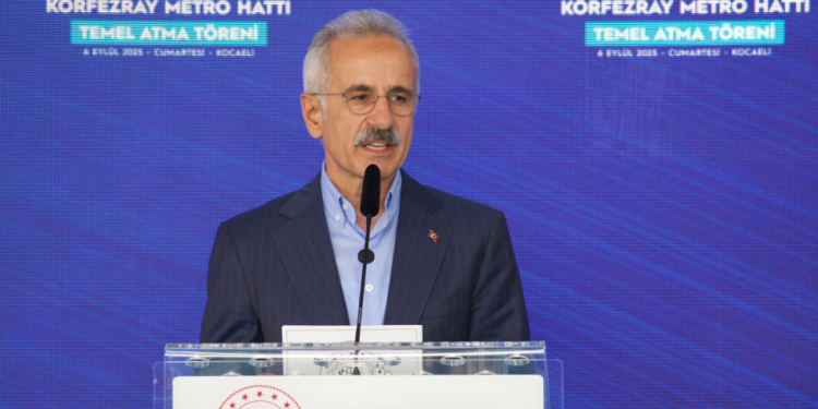 Milli Hızlı Tren güneş enerjisiyle üretiliyor