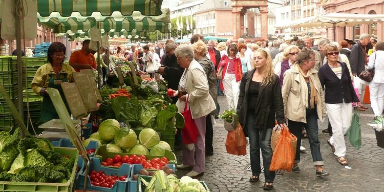Alman ekonomisi toparlanma için çıkış yolu arıyor