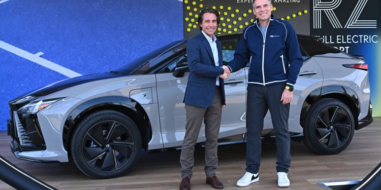 Lexus tenis sahalarında elini ve yerini güçlendirdi