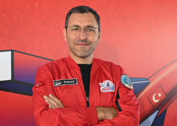 Üçlü ana teknolojide ilerlemek zorundayız