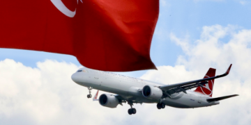 Uçuş ve destinasyonda  “Rol model” olmaya devam