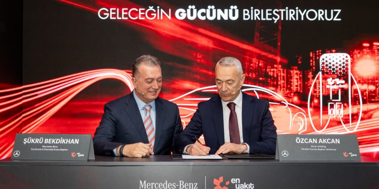 Mercedes-Benz Otomotiv ile En Yakıt arasında hızlı şarj işbirliği