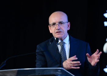 Yapısal dönüşüm gerçekleşecek faizler daha da düşecek