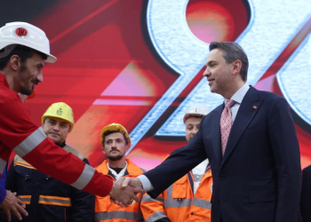 Stratejik koridorlar genişledikçe Türkiye’nin enerjisi yükselecek