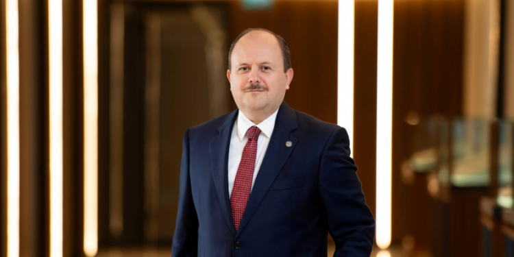 Finansal istikrar korunarak dengeli büyüme sürecek