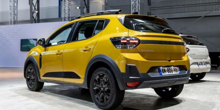 Yeni Dacia Sandero,yeni yılda otomobilseverlerin karşısında