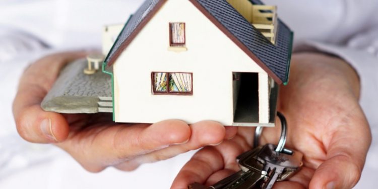 Konut fiyatları yeniden reel düşüşe geçti