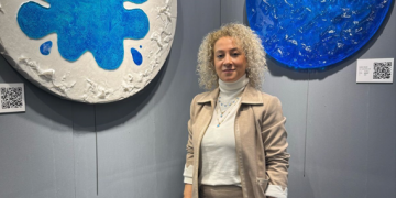 İffet Saraçoğulları’ndan Zamanın Ötesinde Bir Sanat Dili