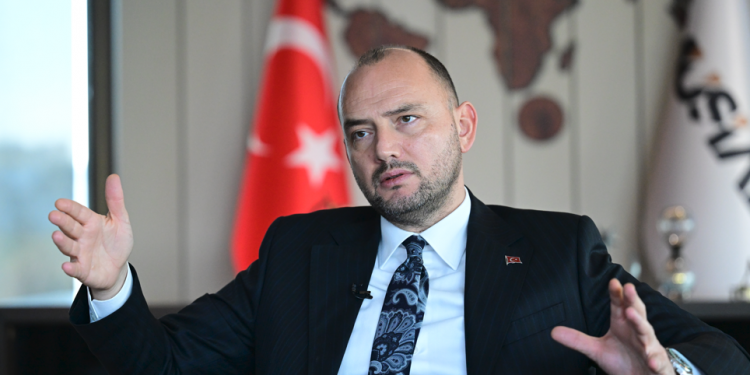 Yatırım ve istihdamı yeniden artırma iradesi ortaya konulmalı