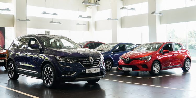 Renault otomotivde pazarın lideri oldu