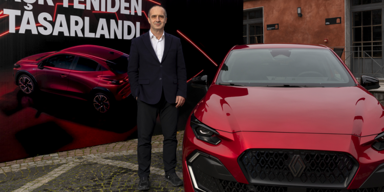 Renault Clio yeni nesliyle Türkiye yollarına çıktı