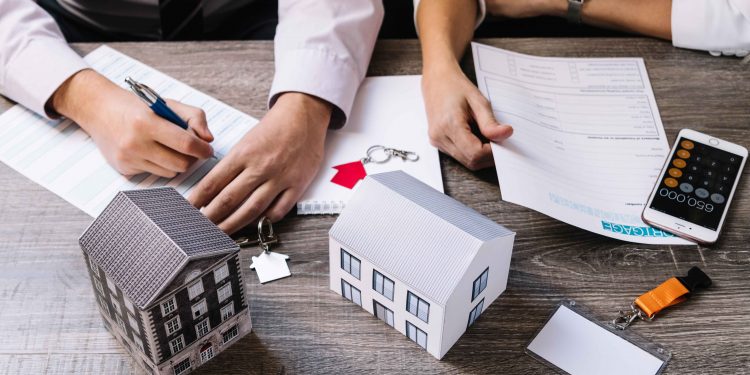 Konut satışlarında ivme rekora odaklanmış durumda