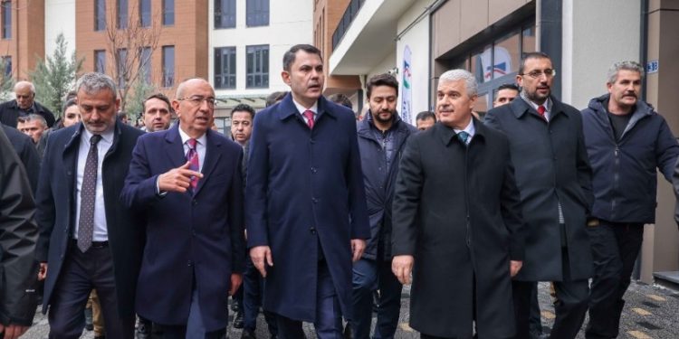 Kapsamlı dönüşüm projeleriyle Meram ayağa kaldırılıyor