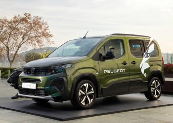 Peugeot ticari araçlarda kredi açılımına gitti