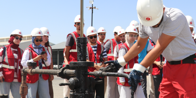 Türkiye, petrol ve doğal gazda sınır ötesi ortaklıklarını güçlendiriyor