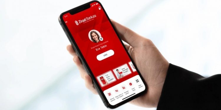 Ziraat Mobil’den tüm bankalardaki kartlara ulaşılabiliyor